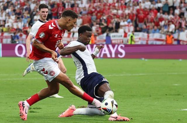 1718914241122092870.jpg 92147e72fd510a27ac728939eb9ac53.jpg